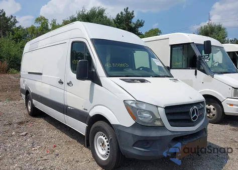 2014 Mercedes-Benz Sprinter 2500 High Roof из США, поврежденный, VIN WD3PE8DE6E5902807